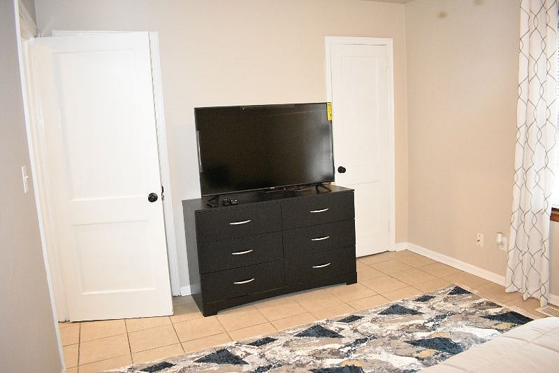Furnished Finder property 400675_1 photo 20