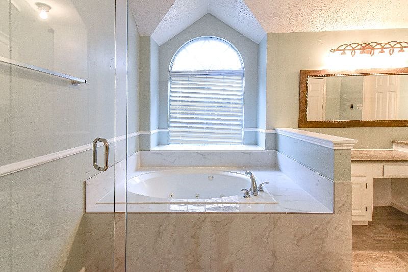 Furnished Finder property 400704_1 photo 6