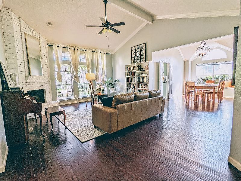 Furnished Finder property 400704_1 photo 3