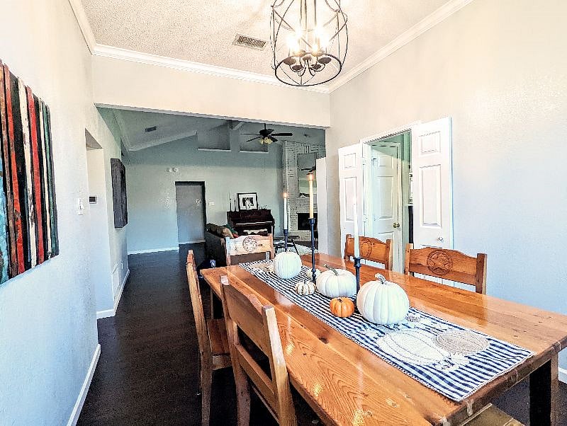 Furnished Finder property 400704_1 photo 18