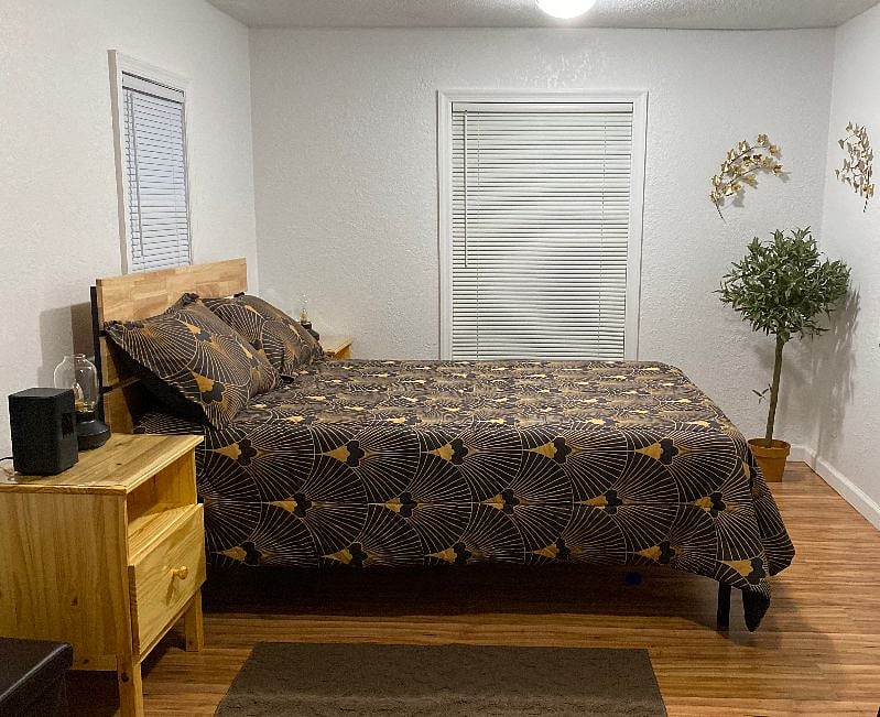 Furnished Finder property 400706_1 photo 4