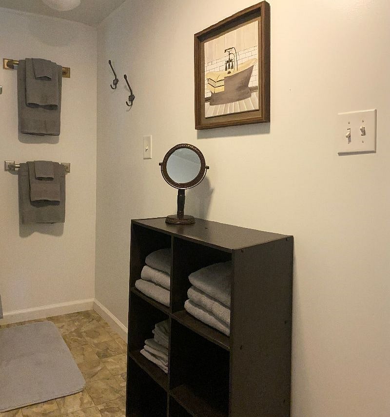 Furnished Finder property 400706_1 photo 8