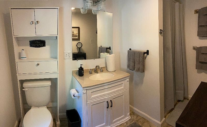 Furnished Finder property 400706_1 photo 9