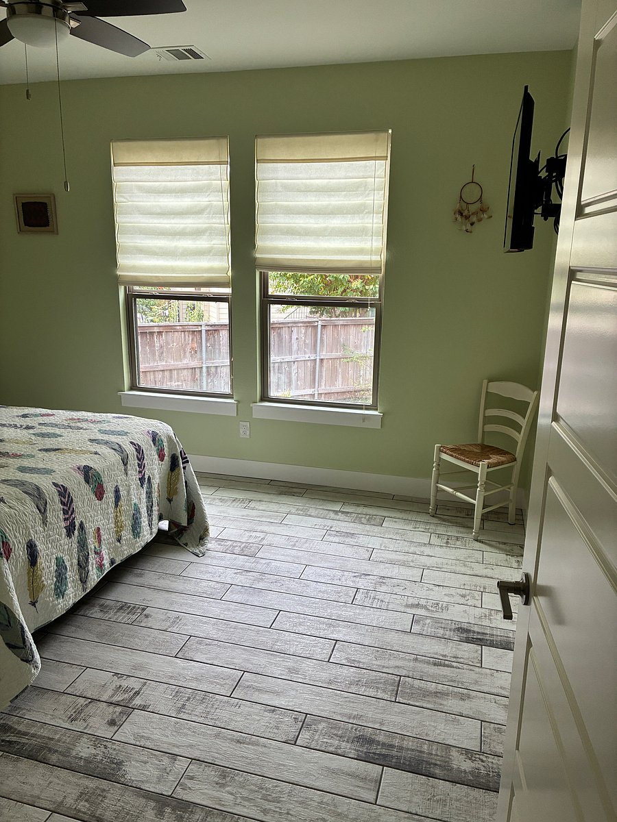 Furnished Finder property 400775_1 photo 20