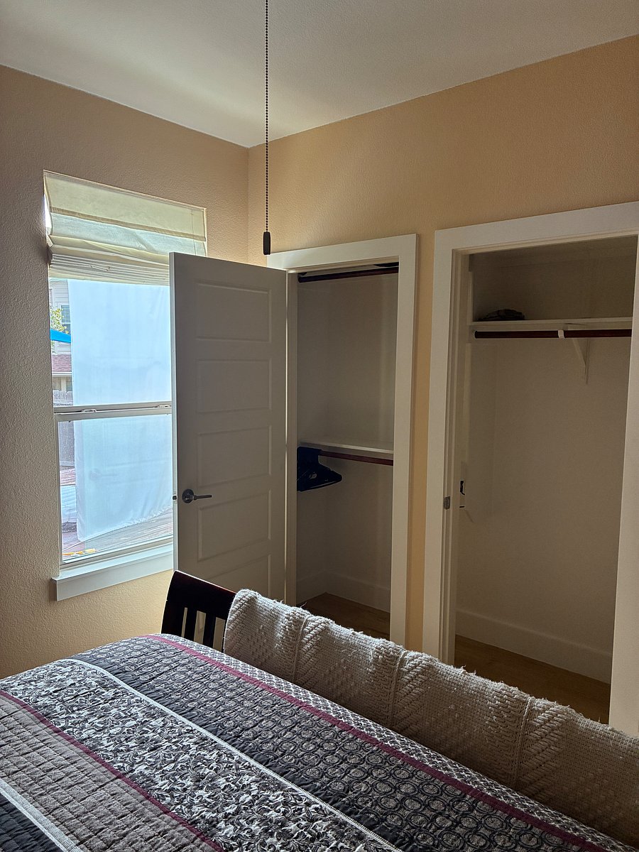 Furnished Finder property 400775_1 photo 19