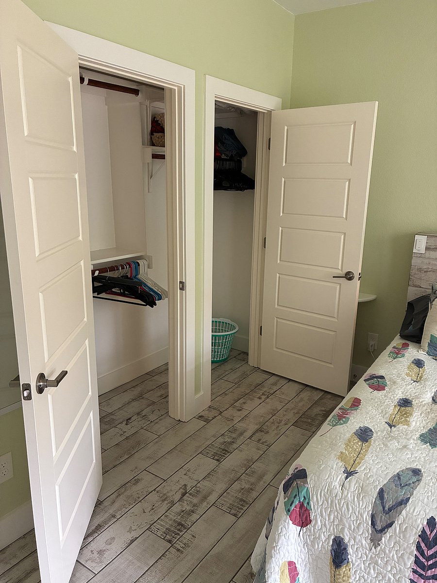 Furnished Finder property 400775_1 photo 23
