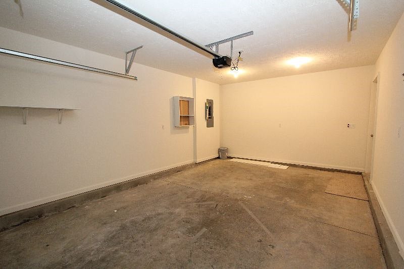 Furnished Finder property 400782_1 photo 16