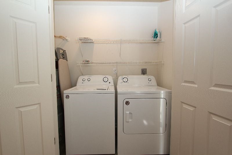Furnished Finder property 400782_1 photo 15