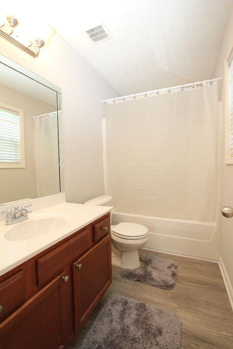 Furnished Finder property 400782_1 photo 12
