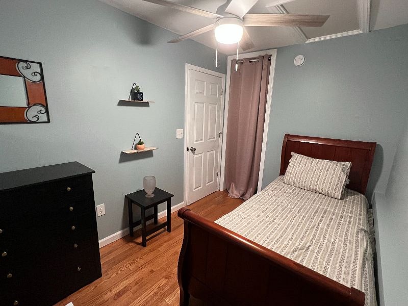 Furnished Finder property 400783_1 photo 13