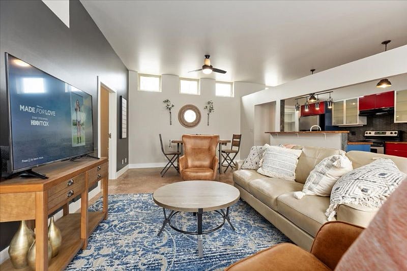 Furnished Finder property 400789_1 photo 4