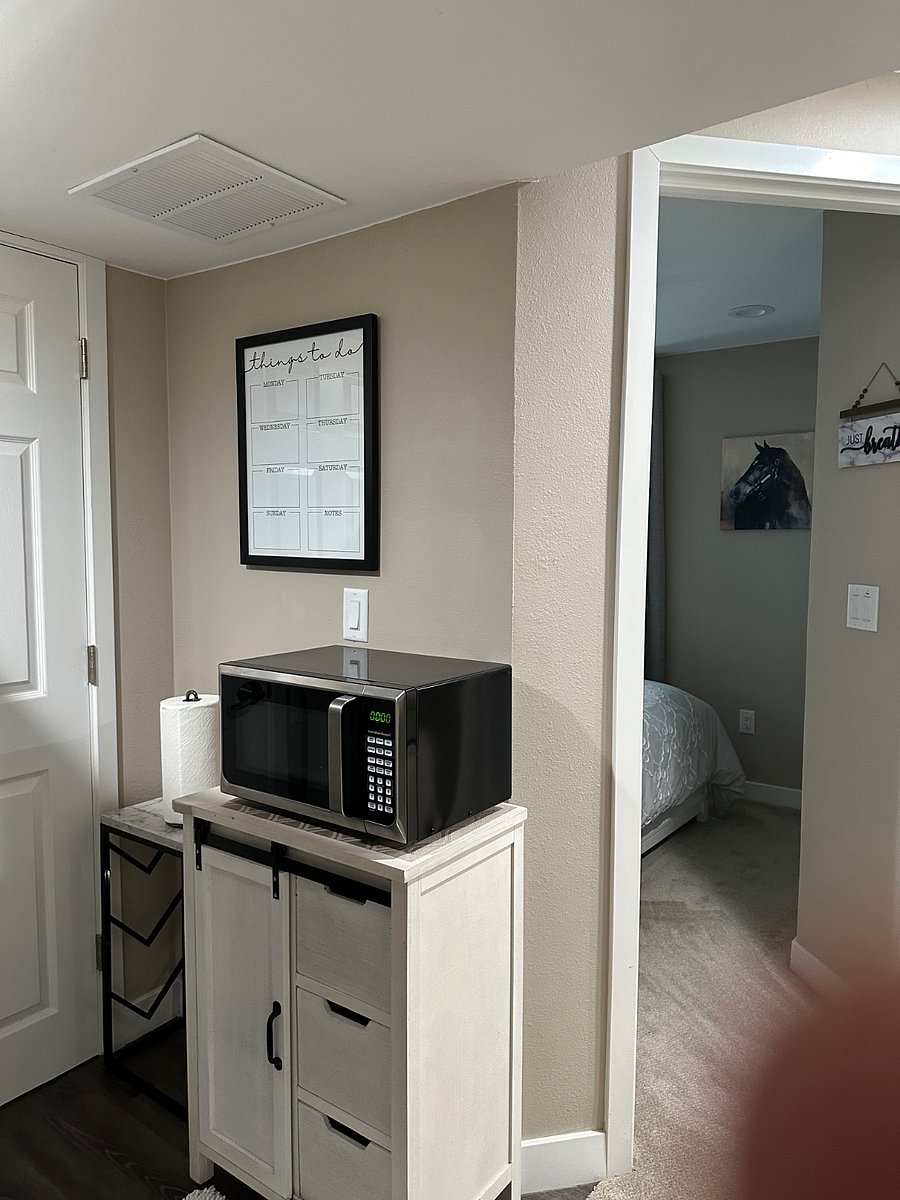 Furnished Finder property 400791_1 photo 10