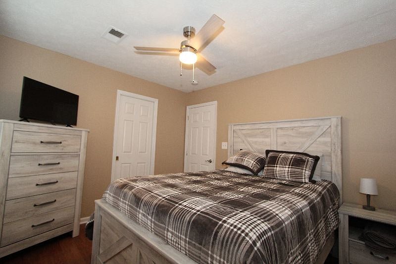 Furnished Finder property 400802_1 photo 8