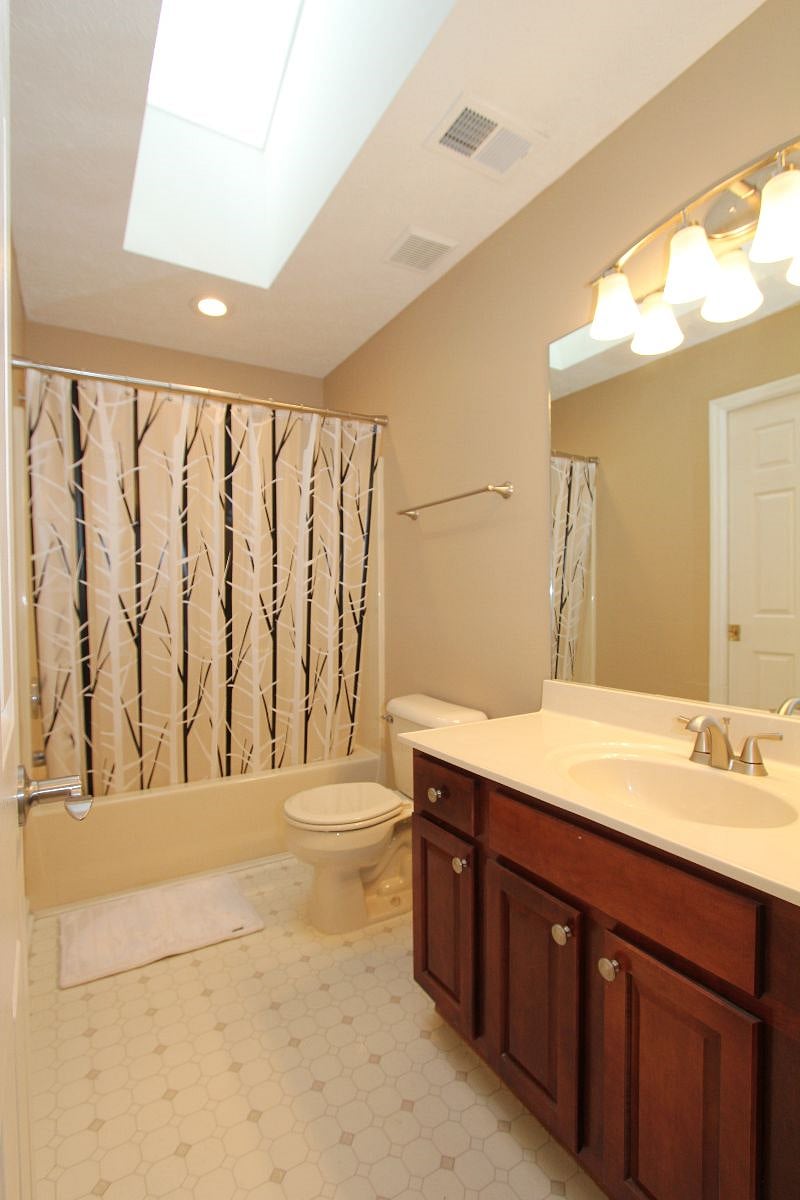 Furnished Finder property 400802_1 photo 9