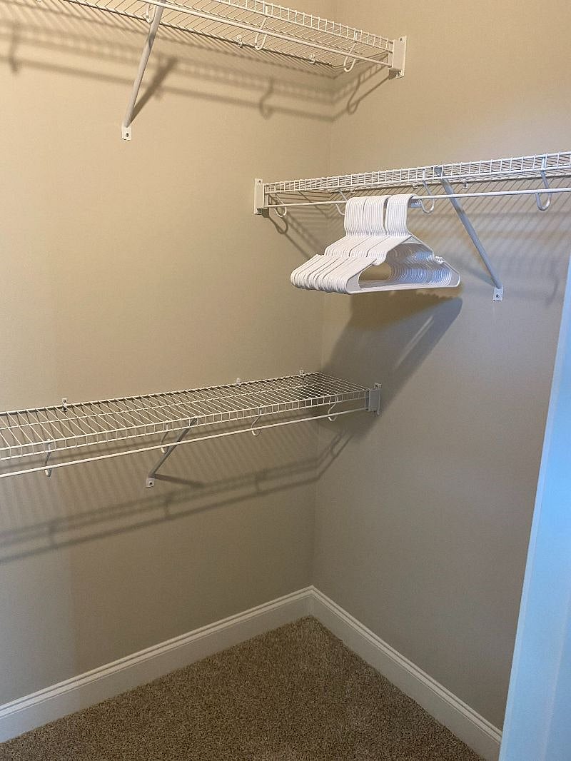 Furnished Finder property 400819_1 photo 12