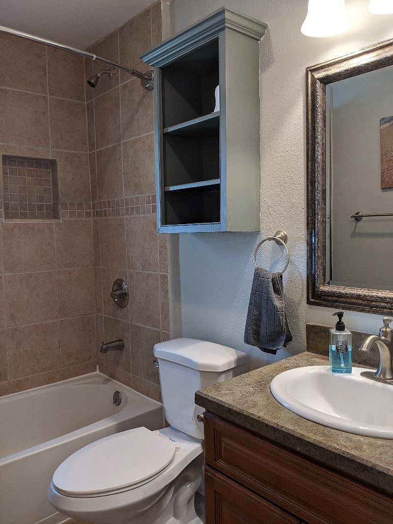Furnished Finder property 400820_1 photo 7
