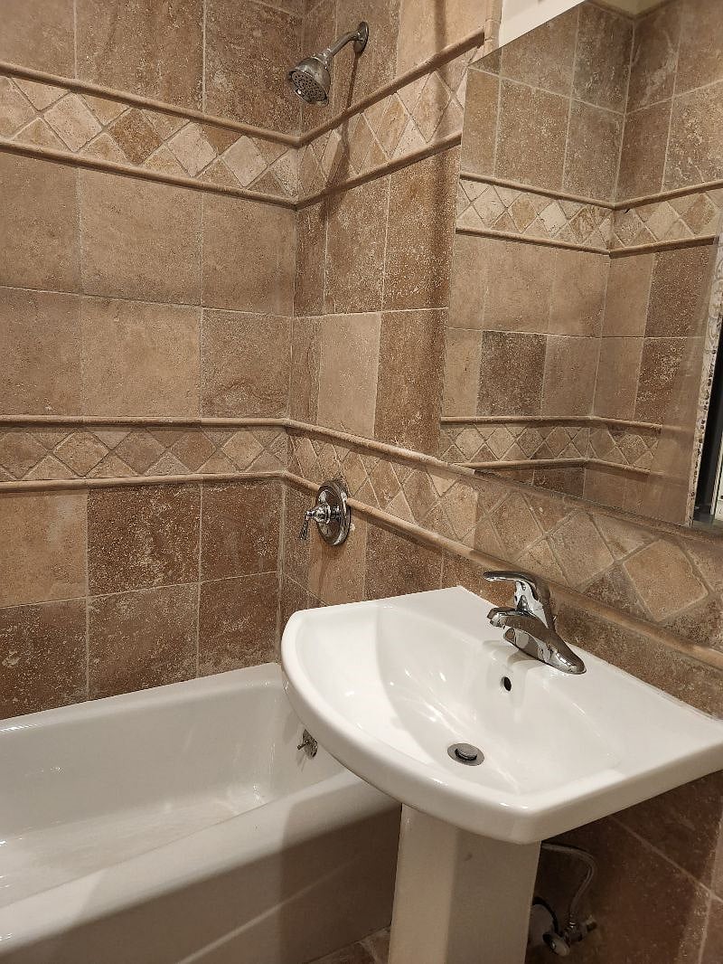 Furnished Finder property 400829_1 photo 10