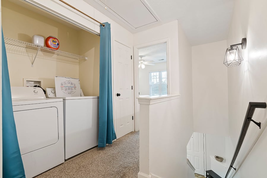 Furnished Finder property 400842_1 photo 16