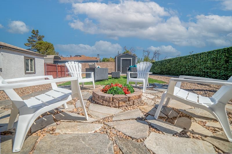 Furnished Finder property 400846_1 photo 16