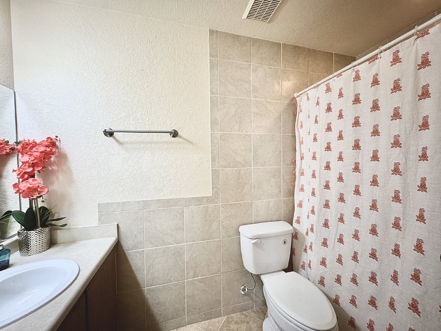 Furnished Finder property 400853_1 photo 14