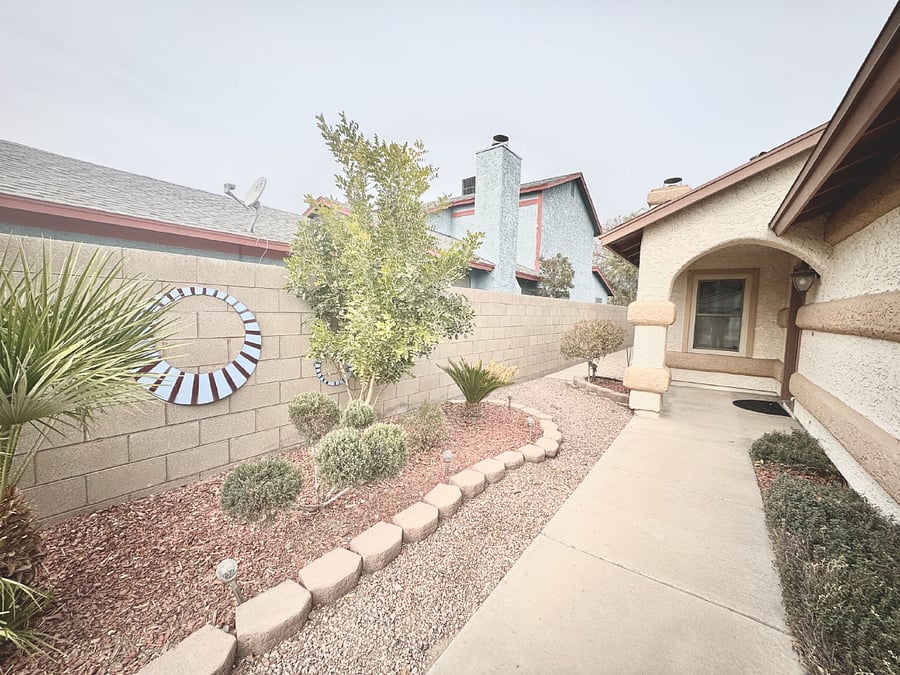 Furnished Finder property 400853_1 photo 21