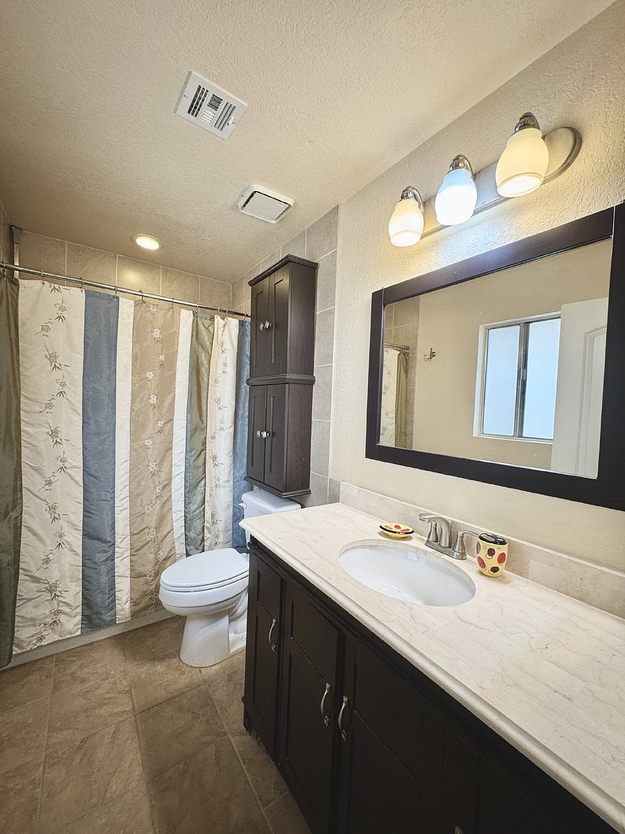 Furnished Finder property 400853_1 photo 19