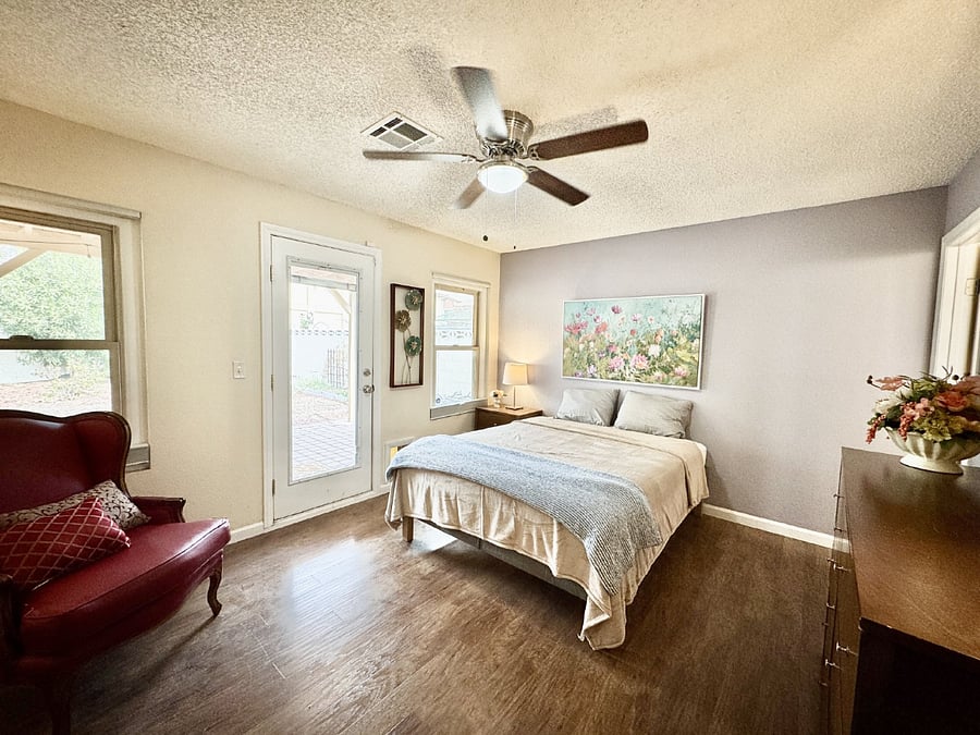 Furnished Finder property 400853_1 photo 15