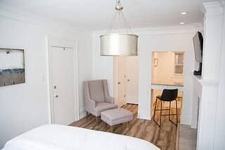 Furnished Finder property 400889_1 photo 4