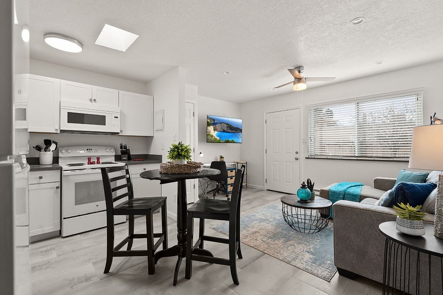 Furnished Finder property 400939_1 photo 11