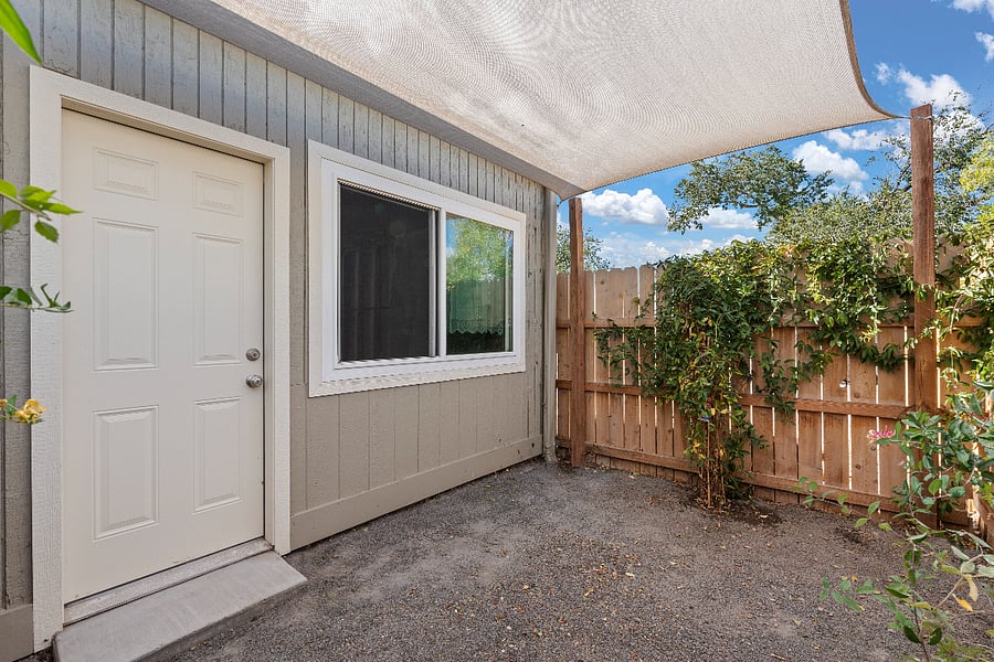 Furnished Finder property 400939_1 photo 22