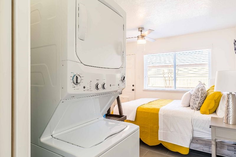 Furnished Finder property 400939_3 photo 14