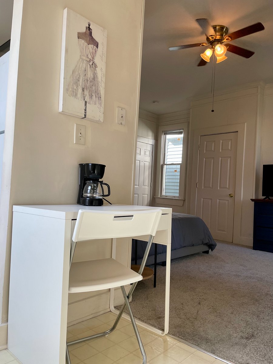 Furnished Finder property 400943_3 photo 8