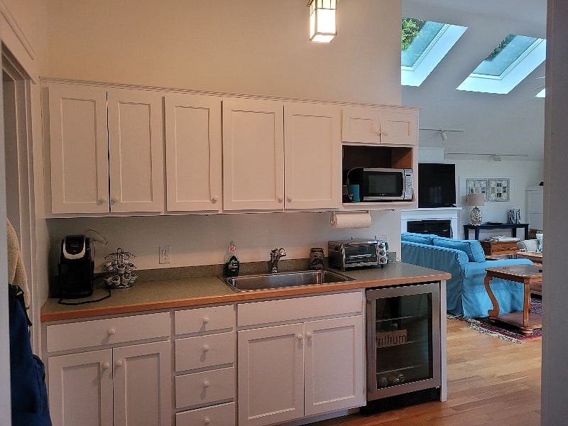 Furnished Finder property 400975_1 photo 6