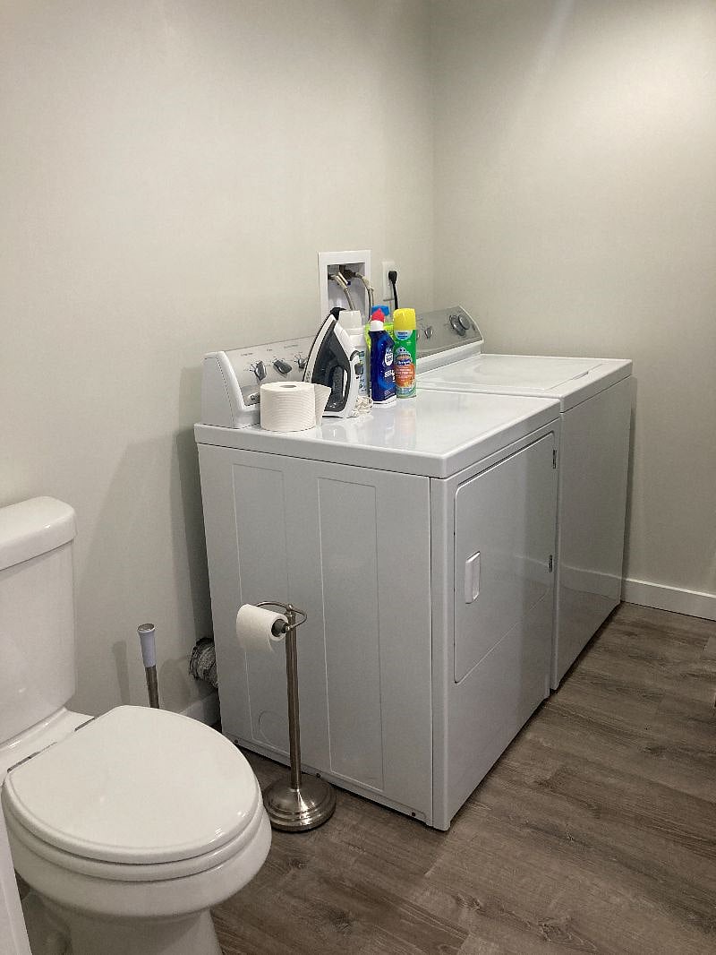 Furnished Finder property 400980_1 photo 9