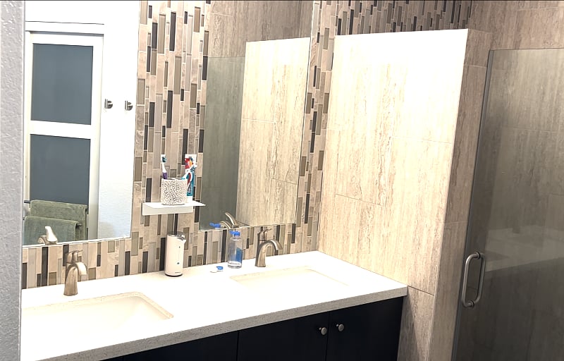 Double vanity in primary bath