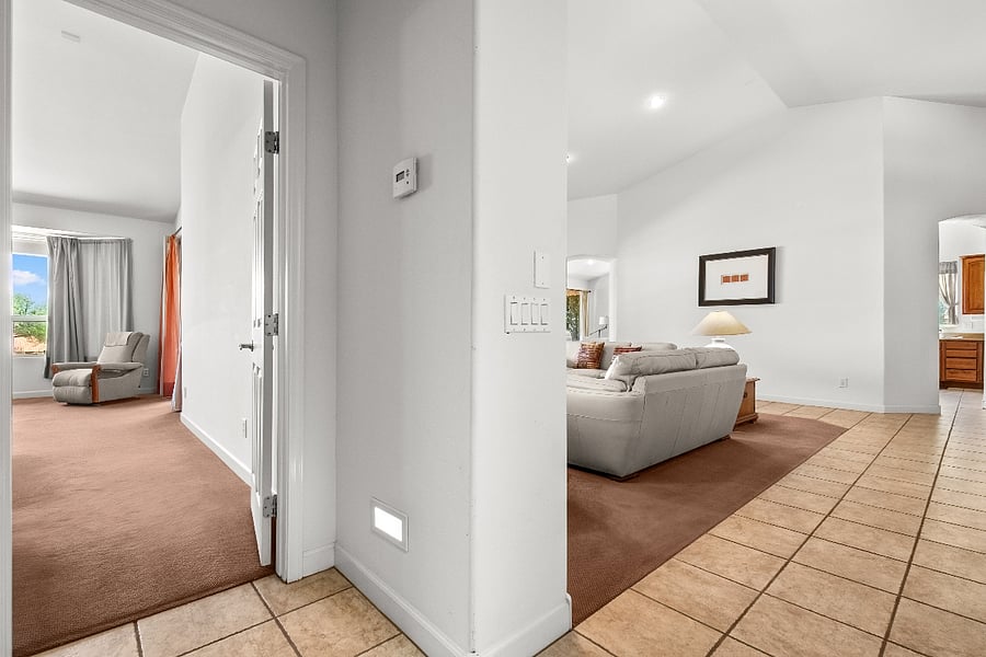 Furnished Finder property 400991_1 photo 16