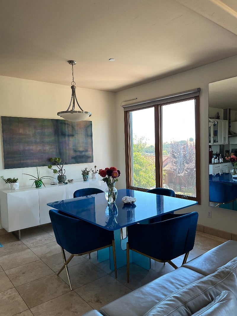 Shared dining room