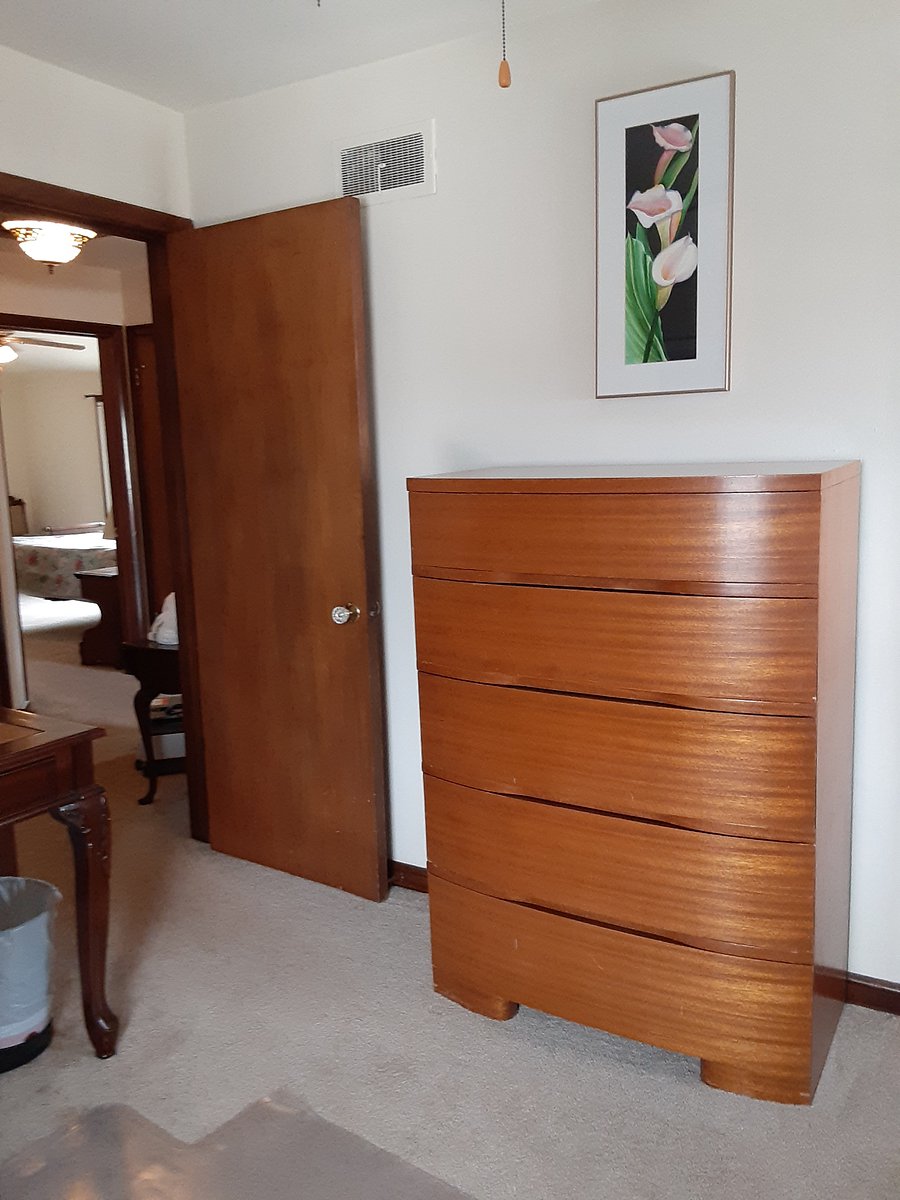 Second Bedroom/Office Dressor