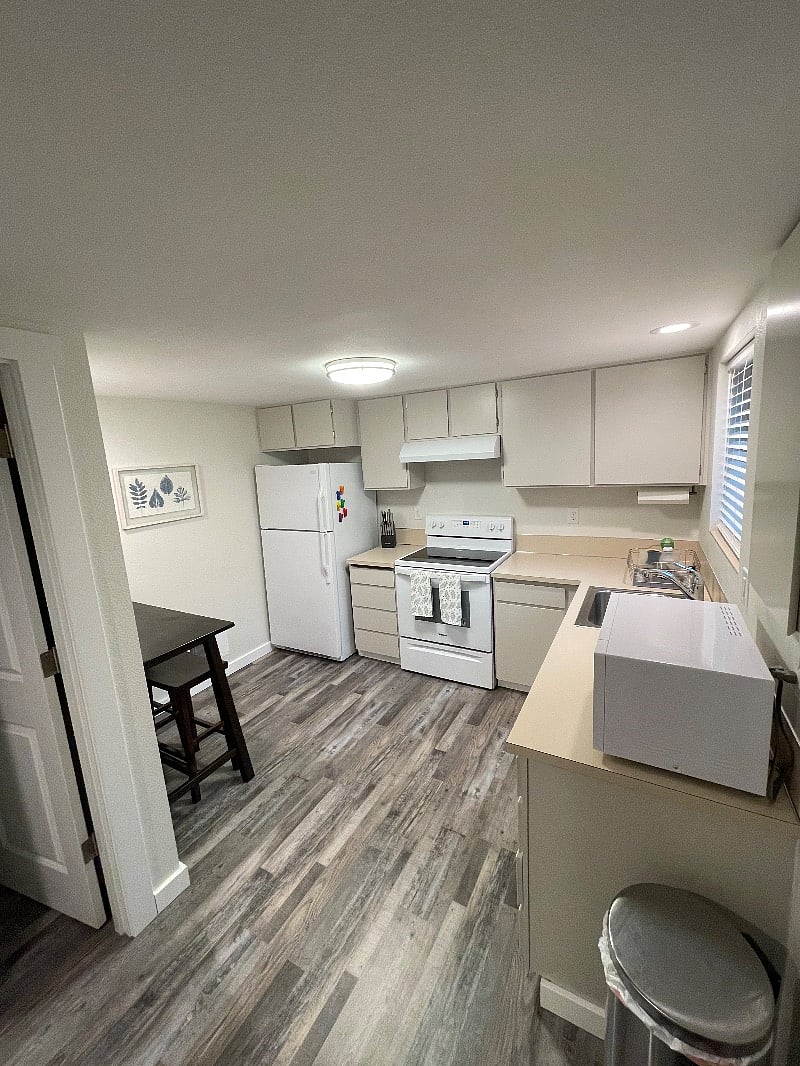 Furnished Finder property 401052_1 photo 3
