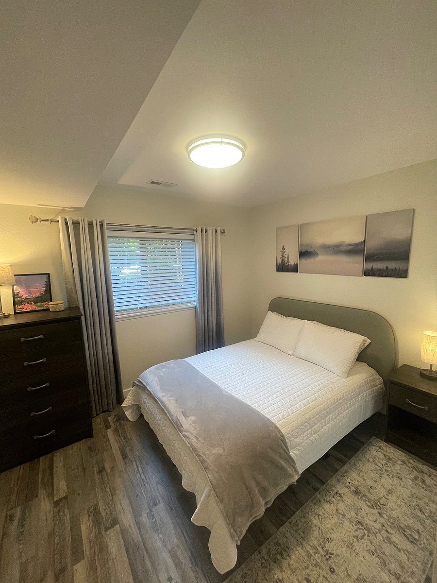 Furnished Finder property 401052_1 photo 12