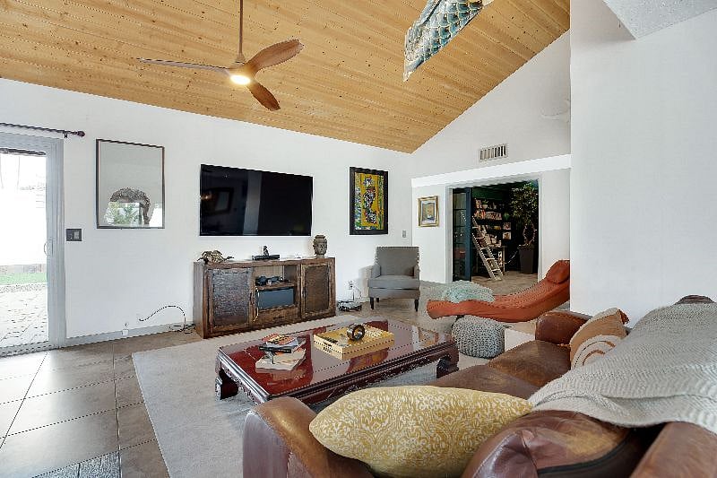Furnished Finder property 401054_1 photo 6