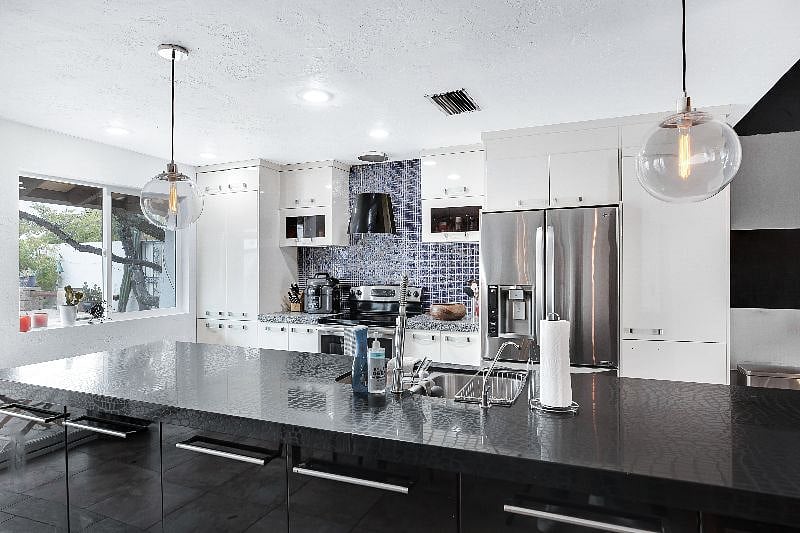 Furnished Finder property 401054_1 photo 13