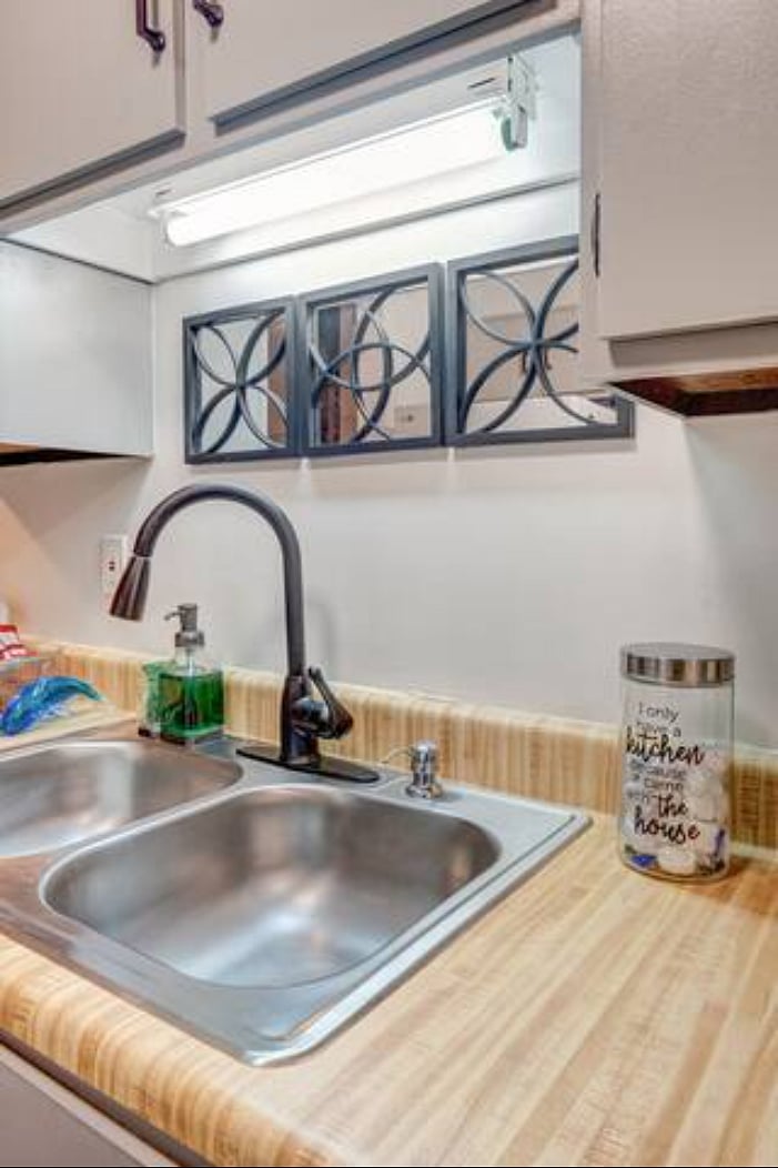 Furnished Finder property 401098_1 photo 9