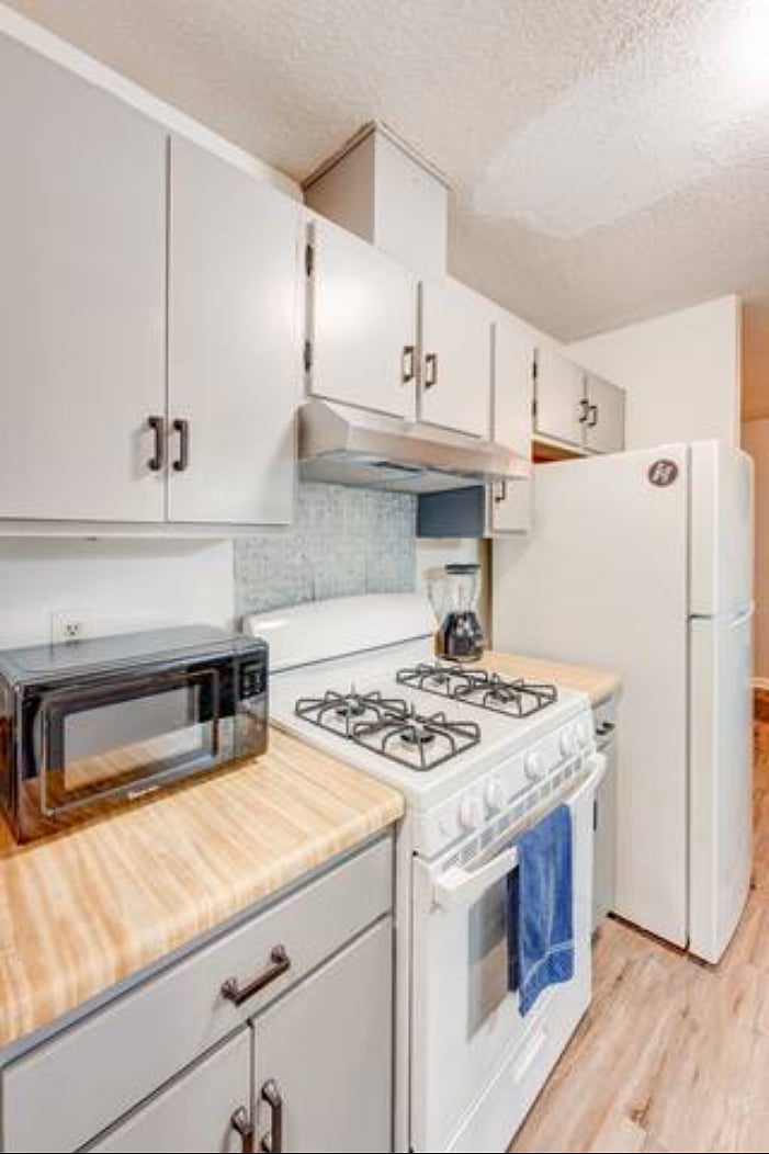 Furnished Finder property 401098_1 photo 15