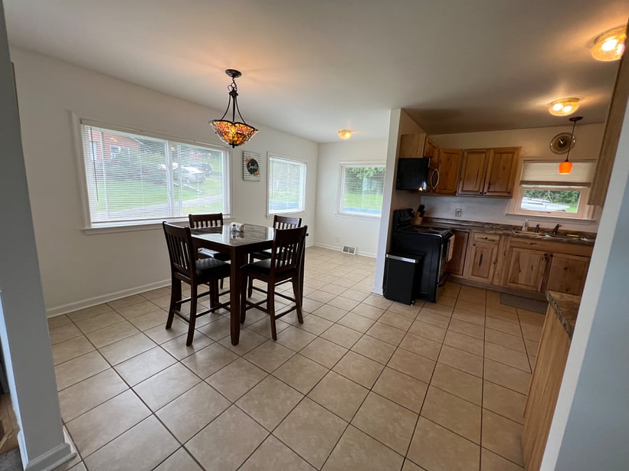 Furnished Finder property 401131_1 photo 4