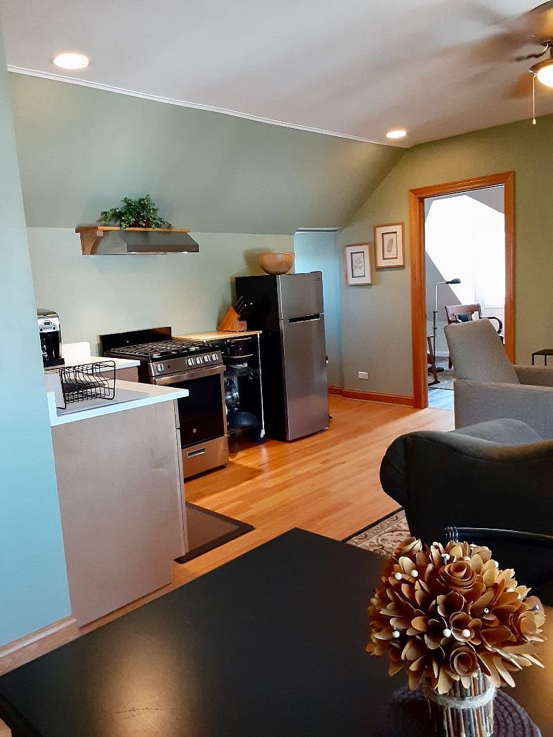 Furnished Finder property 401135_1 photo 6