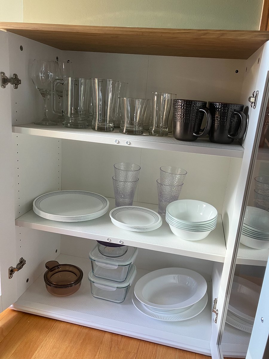 Fully stocked kitchen items, including glassware, dinnerware, pots/pans, cookware/bakeware, utensils, small appliances (coffeemaker, blender, rice cooker, elec water kettle, griddle, etc.)