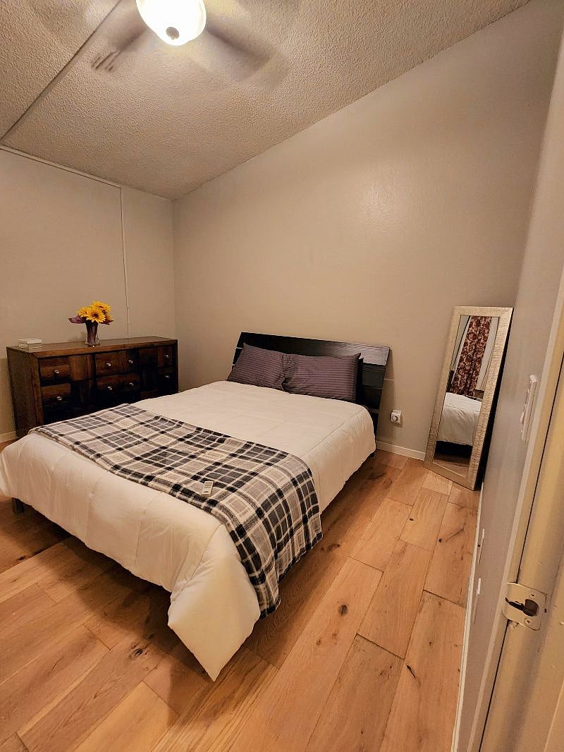 Furnished Finder property 401148_1 photo 6