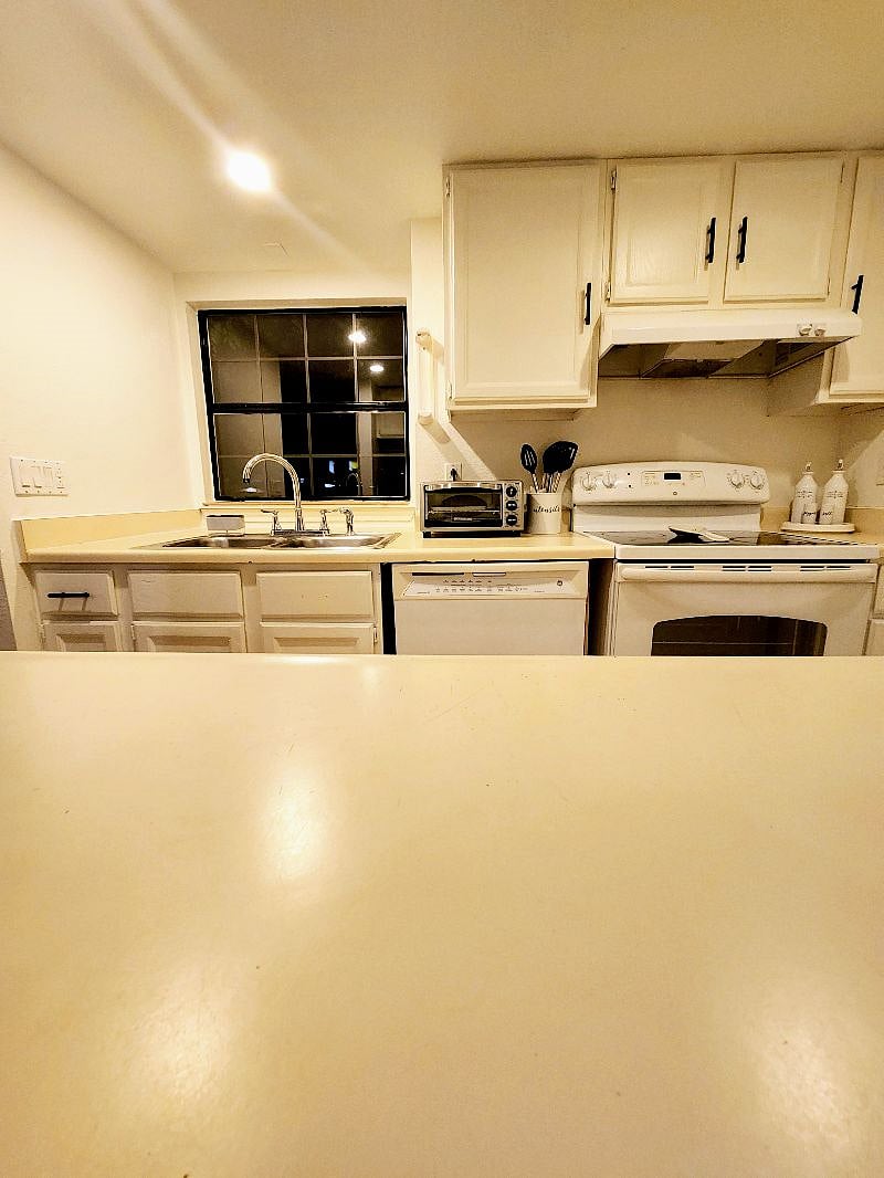 Furnished Finder property 401148_1 photo 9