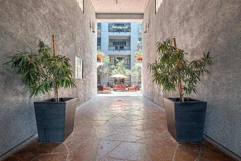 Furnished Finder property 401150_1 photo 18